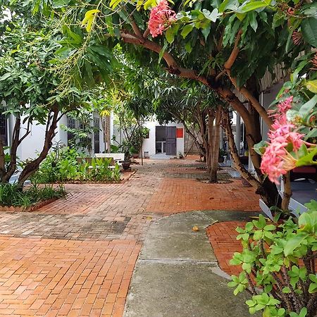 Cay Phuong Guesthouse Mui Ne Esterno foto