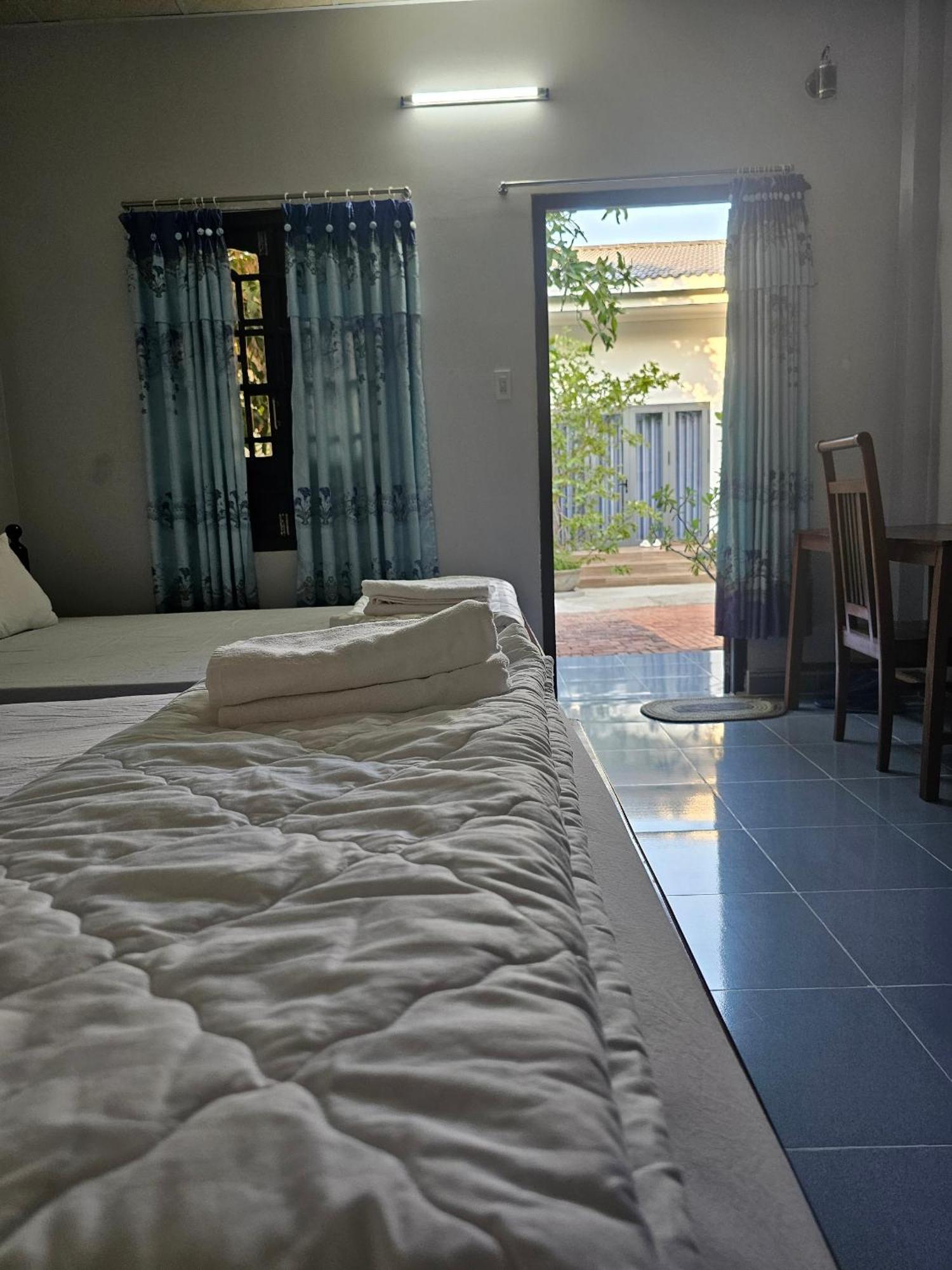 Cay Phuong Guesthouse Mui Ne Esterno foto