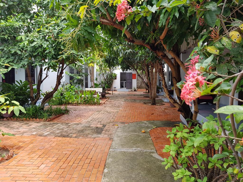 Cay Phuong Guesthouse Mui Ne Esterno foto